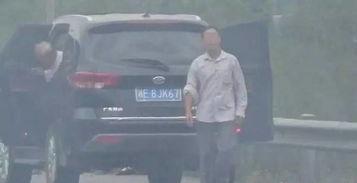 表哥吃瓜嗑瓜子,表哥吃瓜嗑瓜子的欢乐时光