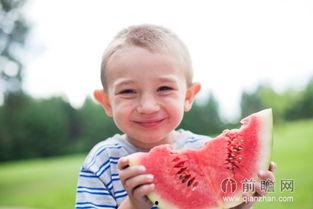 云姑娘吃瓜,云姑娘的瓜田奇遇记