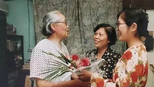 袁袁老师吃瓜,揭秘娱乐圈幕后故事