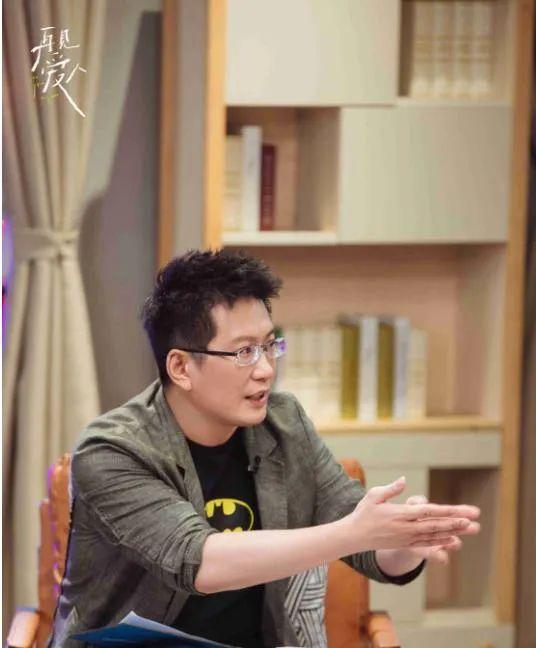 顾辰吃瓜群众,吃瓜群众的视角，揭秘娱乐圈风云