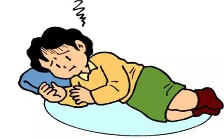 半夜口渴吃口瓜,瓜果消暑，甜蜜入梦