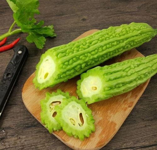 整天吃瓜正常吗,揭秘日常饮食中吃瓜的合理性