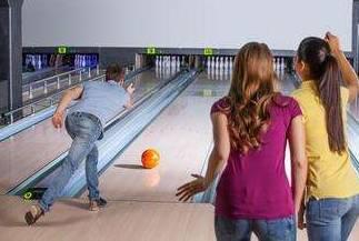 保龄球有点胖吃瓜