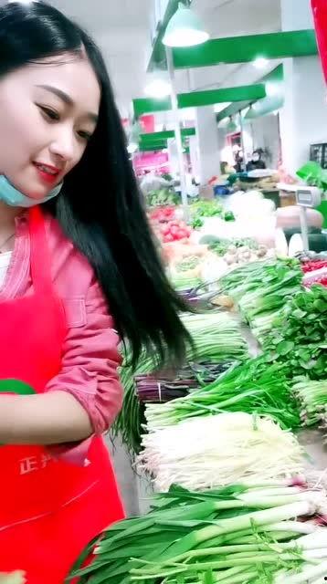 叶舒华打工吃瓜,揭秘明星背后的生活点滴
